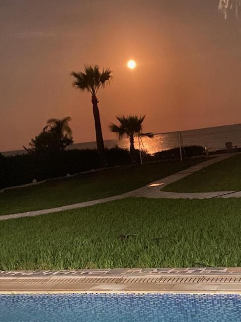 Ionion Beachfront Villa Ayia Napa Esterno foto