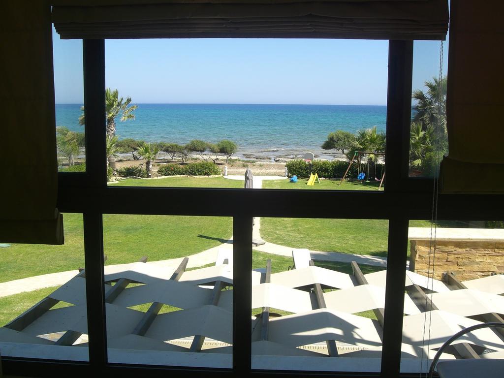Ionion Beachfront Villa Ayia Napa Esterno foto