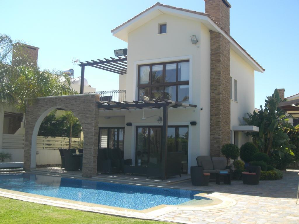 Ionion Beachfront Villa Ayia Napa Camera foto